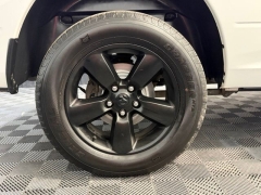 Used 2019  Ram 1500 Classic Express 4x4 Crew Cab 5'7" Box at AutoCenters Bonne Terre near Bonne Terre&comma; MO