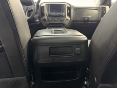 Used 2017  GMC Sierra 2500 4WD Crew Cab Denali at AutoCenters Bonne Terre near Bonne Terre&comma; MO