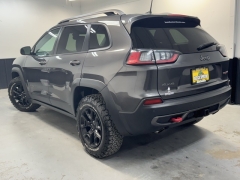 Used 2020 Jeep Cherokee 4d SUV 4WD Trailhawk Elite 3.2L at AutoCenters Bonne Terre near Bonne Terre, MO