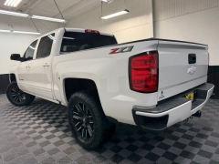 Used 2018  Chevrolet Silverado 1500 4WD Crew Cab LT Z71 at AutoCenters Bonne Terre near Bonne Terre&comma; MO
