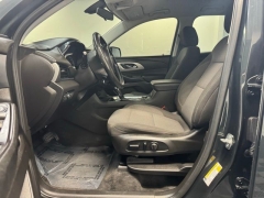 Used 2019  Chevrolet Traverse 4d SUV FWD LT Cloth w&sol;1LT at AutoCenters Bonne Terre near Bonne Terre&comma; MO