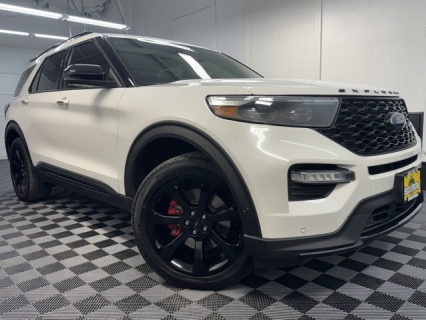 2020 Ford Explorer ST's photo