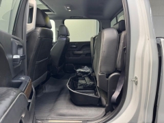 Used 2017  GMC Sierra 2500 4WD Crew Cab Denali at AutoCenters Bonne Terre near Bonne Terre&comma; MO