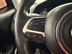 Used 2018  Jeep Renegade Latitude FWD at AutoCenters Bonne Terre near Bonne Terre&comma; MO