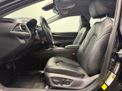 Used 2019  Toyota Camry SE Auto &lpar;Natl&rpar; at AutoCenters Bonne Terre near Bonne Terre&comma; MO
