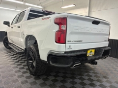 Used 2019  Chevrolet Silverado 1500 4WD Crew Cab 147" Custom Trail Boss at AutoCenters Bonne Terre near Bonne Terre&comma; MO