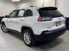 Used 2019 Jeep Cherokee 4d SUV FWD Latitude 2.4L at AutoCenters Bonne Terre near Bonne Terre, MO
