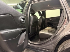 Used 2020  Jeep Cherokee 4d SUV FWD Latitude Plus Altitude 2&period;4L at AutoCenters Bonne Terre near Bonne Terre&comma; MO