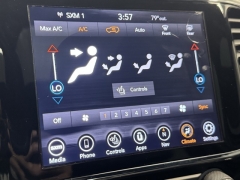 Used 2020 Jeep Grand Cherokee 4d SUV 4WD Laredo Altitude at AutoCenters Bonne Terre near Bonne Terre, MO