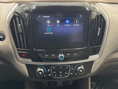 Used 2020  Chevrolet Traverse 4d SUV FWD LT Cloth w&sol;1LT at AutoCenters Bonne Terre near Bonne Terre&comma; MO