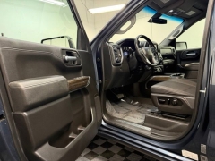Used 2020  Chevrolet Silverado 1500 4WD Crew Cab RST at AutoCenters Bonne Terre near Bonne Terre&comma; MO