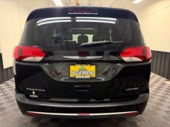 Used 2019  Chrysler Pacifica 4d Wagon Limited at AutoCenters Bonne Terre near Bonne Terre&comma; MO
