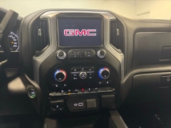 Used 2021  GMC Sierra 1500 4WD Crew Cab 157" Elevation at AutoCenters Bonne Terre near Bonne Terre&comma; MO