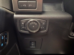 Used 2016  Ford F-150 4WD SuperCrew Limited at AutoCenters Bonne Terre near Bonne Terre&comma; MO