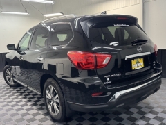 Used 2019  Nissan Pathfinder 4x4 SV at AutoCenters Bonne Terre near Bonne Terre&comma; MO