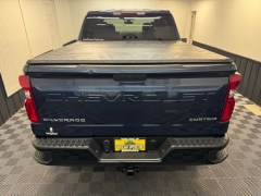 Used 2021  Chevrolet Silverado 1500 4WD Crew Cab 147" Custom Trail Boss at AutoCenters Bonne Terre near Bonne Terre&comma; MO