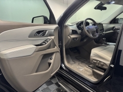 Used 2020  Chevrolet Traverse 4d SUV FWD LT Cloth w&sol;1LT at AutoCenters Bonne Terre near Bonne Terre&comma; MO