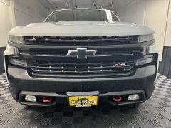 Used 2019  Chevrolet Silverado 1500 4WD Crew Cab LT Trail Boss at AutoCenters Bonne Terre near Bonne Terre, MO
