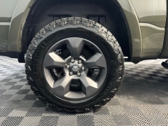 Used 2021  Ram 1500 4WD Big Horn Crew Cab 5'7" Box Lvl 2 at AutoCenters Bonne Terre near Bonne Terre&comma; MO