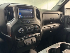 Used 2021  Chevrolet Silverado 1500 4WD Crew Cab 147" Custom Trail Boss at AutoCenters Bonne Terre near Bonne Terre&comma; MO