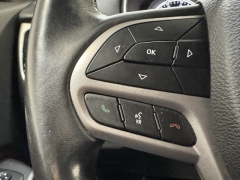 Used 2019 Jeep Cherokee 4d SUV 4WD Overland 3.2L at AutoCenters Bonne Terre near Bonne Terre, MO