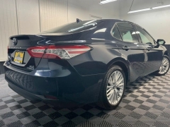 Used 2018  Toyota Camry Hybrid XLE CVT &lpar;Natl&rpar; at AutoCenters Bonne Terre near Bonne Terre&comma; MO