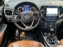 Used 2019 Jeep Cherokee 4d SUV 4WD Overland 3.2L at AutoCenters Bonne Terre near Bonne Terre, MO
