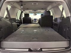 Used 2020  GMC Yukon 4d SUV 4WD Denali at AutoCenters Bonne Terre near Bonne Terre&comma; MO
