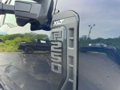 Used 2023  Ford Super Duty F-250 4WD XLT Crew Cab SRW 6&period;75' Box at AutoCenters Bonne Terre near Bonne Terre&comma; MO