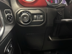 Used 2019  Jeep Wrangler Unlimited 4d SUV 4WD Rubicon at AutoCenters Bonne Terre near Bonne Terre, MO