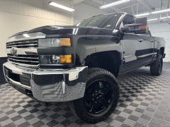 Used 2019  Chevrolet Silverado 2500HD 4WD Crew Cab 153&period;7" Work Truck at AutoCenters Bonne Terre near Bonne Terre&comma; MO