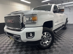 Used 2017  GMC Sierra 2500 4WD Crew Cab Denali at AutoCenters Bonne Terre near Bonne Terre&comma; MO