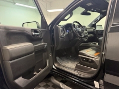 Used 2020  GMC Sierra 1500 4WD Crew Cab 147" AT4 at AutoCenters Bonne Terre near Bonne Terre&comma; MO