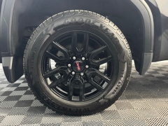 Used 2021  GMC Sierra 1500 4WD Crew Cab 157" Elevation at AutoCenters Bonne Terre near Bonne Terre&comma; MO