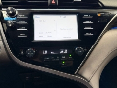 Used 2018  Toyota Camry 4d Sedan XLE at AutoCenters Bonne Terre near Bonne Terre&comma; MO