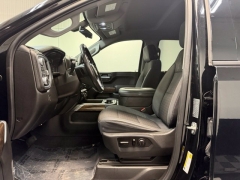 Used 2019  GMC Sierra 1500 4WD Crew Cab 157" Elevation at AutoCenters Bonne Terre near Bonne Terre&comma; MO