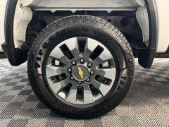 Used 2022  Chevrolet Silverado 2500HD 4WD Crew Cab 159" Custom at AutoCenters Bonne Terre near Bonne Terre&comma; MO