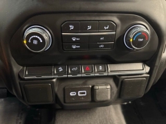 Used 2021  Chevrolet Silverado 1500 4WD Crew Cab 147" Custom Trail Boss at AutoCenters Bonne Terre near Bonne Terre&comma; MO