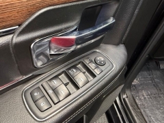 Used 2018  Ram 1500 4WD Crew Cab Laramie at AutoCenters Bonne Terre near Bonne Terre&comma; MO