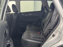 Used 2019 Nissan Rogue FWD SL at AutoCenters Bonne Terre near Bonne Terre, MO