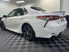 Used 2019  Toyota Camry 4d Sedan SE at AutoCenters Bonne Terre near Bonne Terre, MO