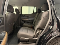 Used 2023  GMC Acadia FWD 4dr SLE at AutoCenters Bonne Terre near Bonne Terre&comma; MO