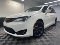 Used 2018  Chrysler Pacifica 4d Wagon Touring L at AutoCenters Bonne Terre near Bonne Terre&comma; MO