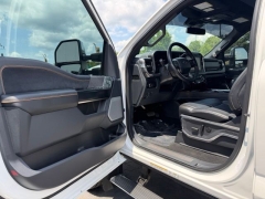 Used 2023  Ford Super Duty F-450 4WD Platinum Crew Cab DRW 8' Box at AutoCenters Bonne Terre near Bonne Terre&comma; MO