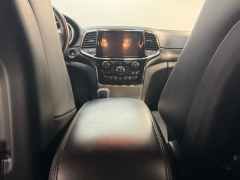 Used 2021  Jeep Grand Cherokee Laredo X 4x4 at AutoCenters Bonne Terre near Bonne Terre&comma; MO