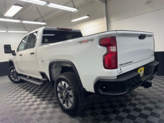 Used 2022  Chevrolet Silverado 2500HD 4WD Crew Cab 159" Custom at AutoCenters Bonne Terre near Bonne Terre&comma; MO