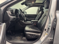 Used 2022  Toyota Highlander XLE AWD at AutoCenters Bonne Terre near Bonne Terre&comma; MO