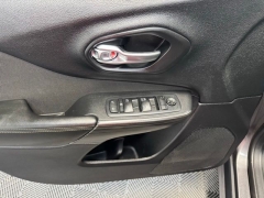 Used 2017  Jeep Cherokee 4d SUV 4WD Latitude V6 at AutoCenters Bonne Terre near Bonne Terre&comma; MO