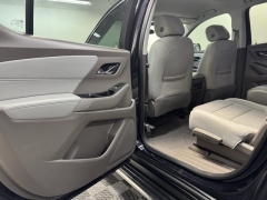 Used 2020  Chevrolet Traverse 4d SUV FWD LT Cloth w&sol;1LT at AutoCenters Bonne Terre near Bonne Terre&comma; MO