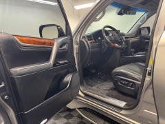 Used 2019  Lexus LX LX 570 Three Row 4WD at AutoCenters Bonne Terre near Bonne Terre&comma; MO